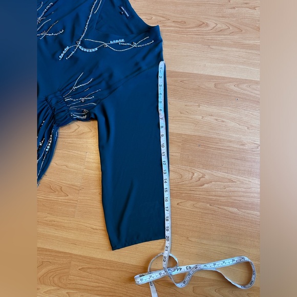 2 pc forest green maxi long sleeve embellished dress in M/L, Great condition✨ - Picture 15 of 16